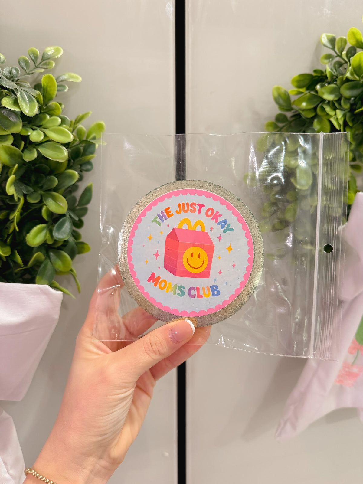 Just okay moms club / Georgia peach
