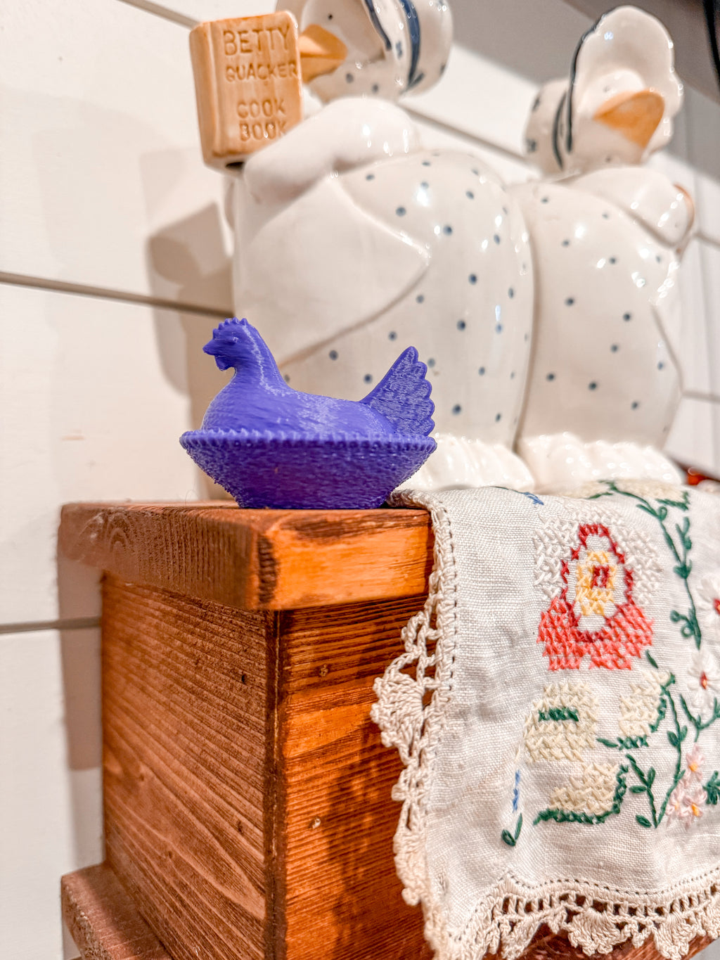 Purple mini hen￼
